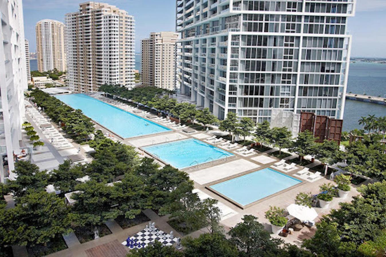 Luxurious Condo At Icon With Views Miami Eksteriør billede