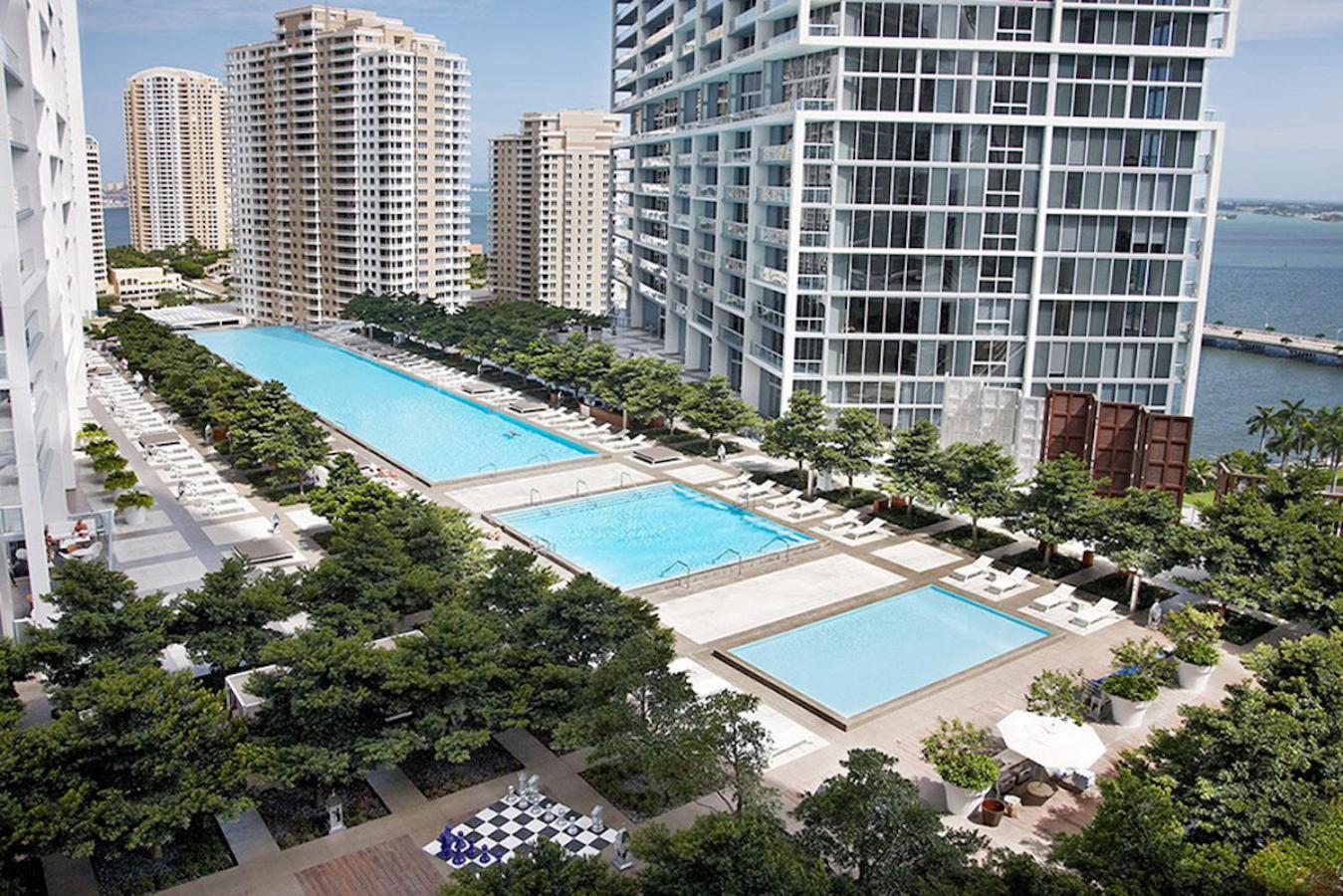Luxurious Condo At Icon With Views Miami Eksteriør billede