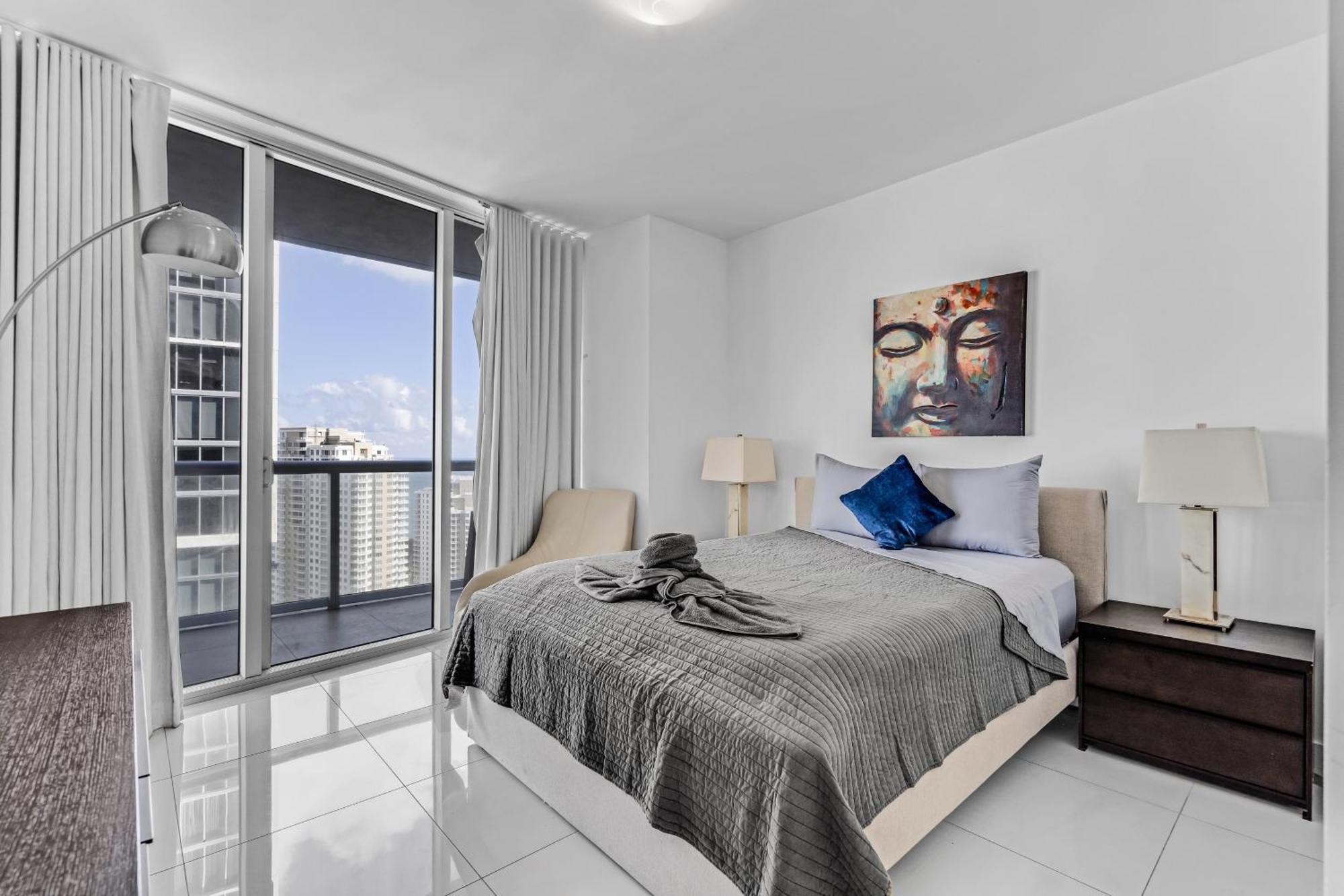 Luxurious Condo At Icon With Views Miami Eksteriør billede