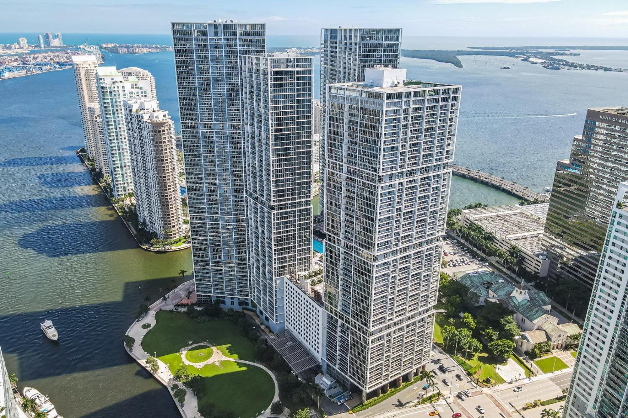 Luxurious Condo At Icon With Views Miami Eksteriør billede
